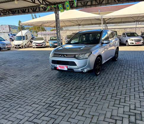 MITSUBISHI OUTLANDER 2.0 16V GASOLINA 4P AUTOMÁTICO MITSUBISHI OUTLANDER 2.0 16V GASOLINA 4P AUTOMÁTICO